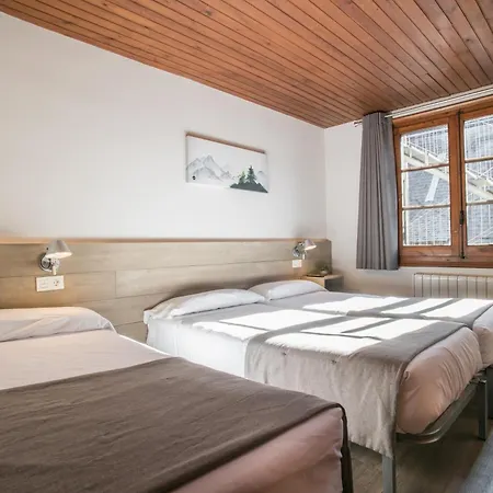Snoe Mont Romies Hotel Salardu