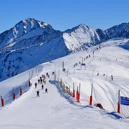 Snoe Mont Romies 2* Salardu
